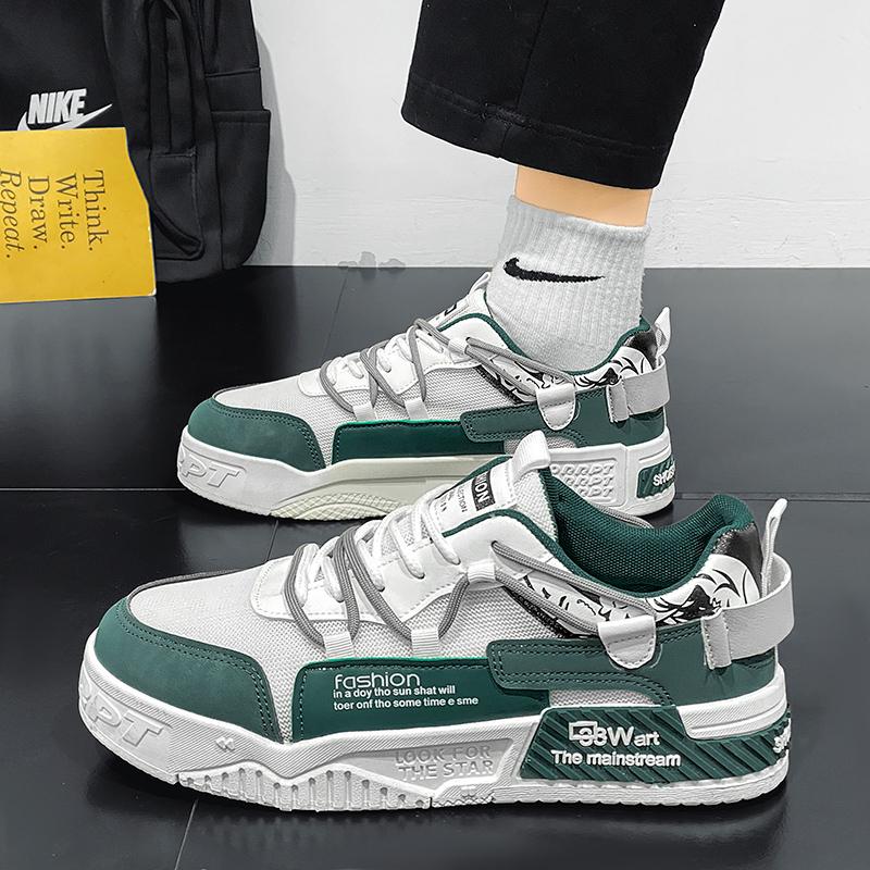 Men's Thick Sole Casual Shoes Four Seasons Soft Sole Non Slip Outdoor Flat Walking Shoes Fashion Youth Joker Sports Board Shoes