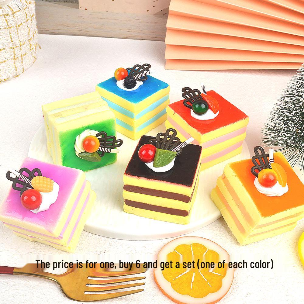 Simulated Cake Model Fridge Magnet: Soft PU Fake Cream with Fruit Display