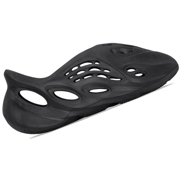 Nou Adidas Originals Yeezy Foam Rnr Onyx HP8739