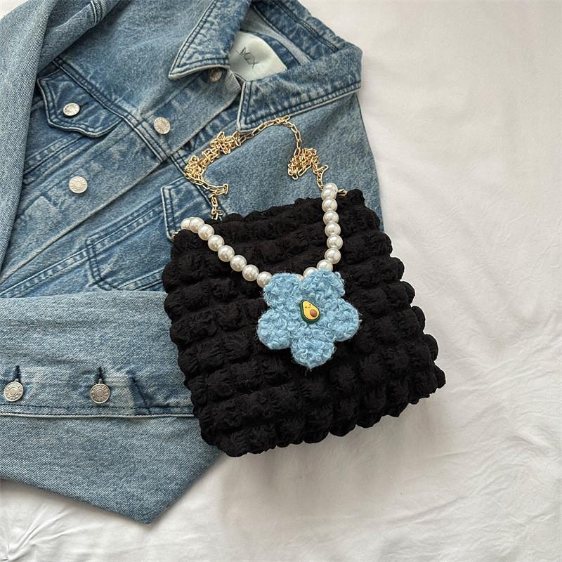 

Stylish And Spacious Casual Shoulder Bag For Women Available In Black White And Pink No Pearl чёрный