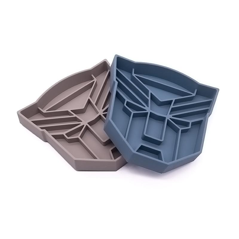 Stylish Anti-choking Anti-flip Pet Slow Feeder Durable Washable Strong Suction Silicone Dog Feeding Bowl Contenedor Comida Perro