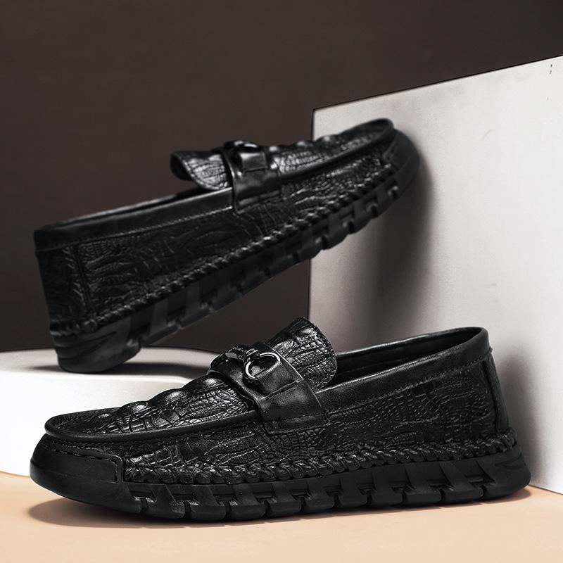 

Foreign trade men s business leather shoes hand-stitched men s shoes outdoor large size casual shoes simple and versatile shoes men 46