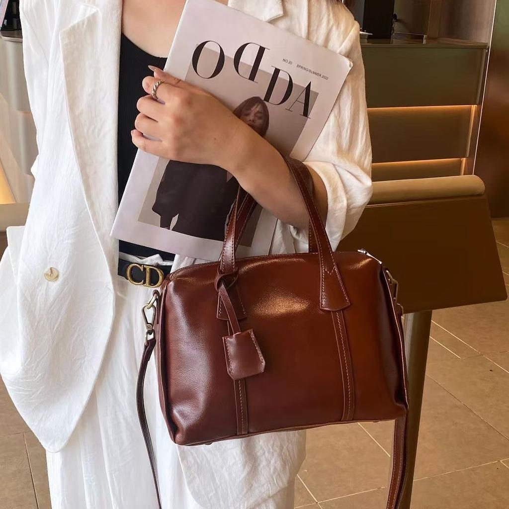 Leather women's bags, large-capacity handbags, new commuter tote bags, women's first-layer cowhide shoulder messenger bags