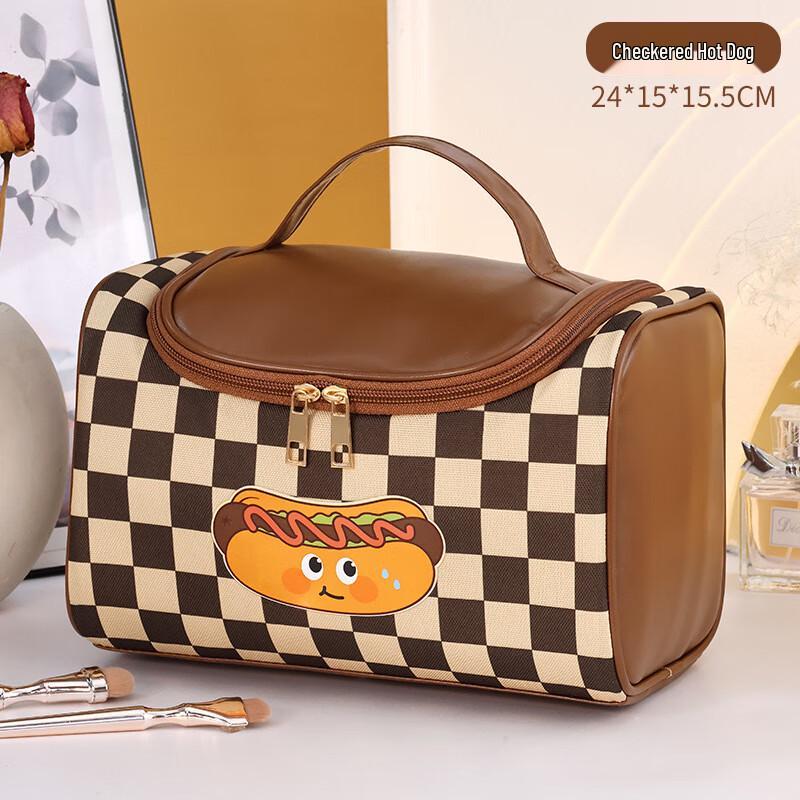 

Aiiyiju Women s Travel Cosmetic Bag One Size