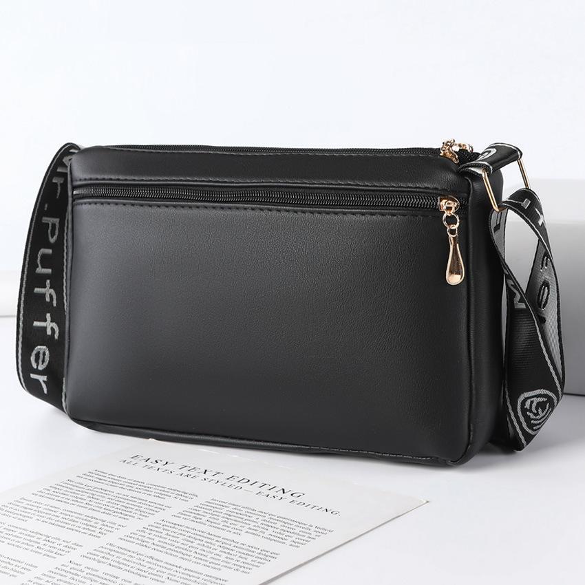Spring Single-shoulder Women's Middle-aged Bags, Fashionable Crossbody Bags, Versatile Women's Bags