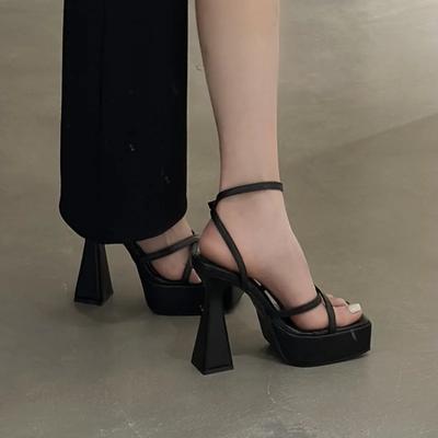 Sapatos de mulher – Sandálias de salto