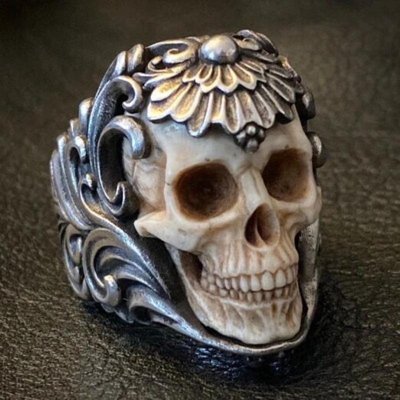 Retro Exaggerated and Domineering Skull Ring Hip-hop Fashion Halloween Men's Open Adjustment Ring