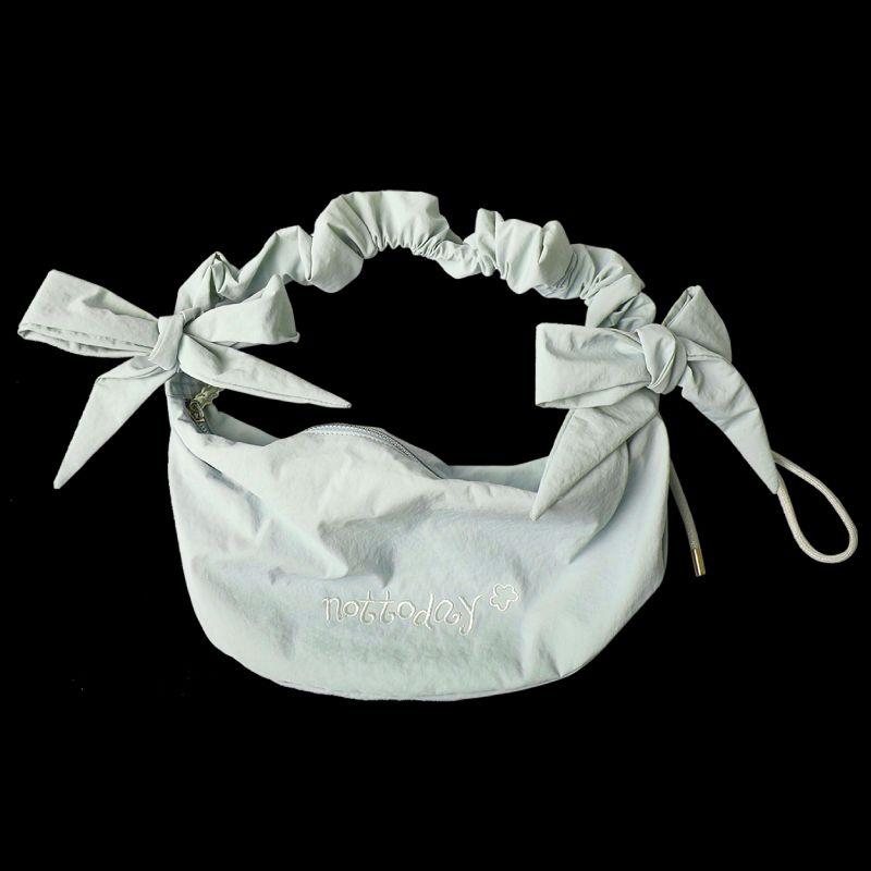 

Сумка-пельмень на кулиске Nottoday Flower с присборенным плечевым ремнем и бантами, сумка-облако, женская на плечо, через плечо, подмышку Haze Blue