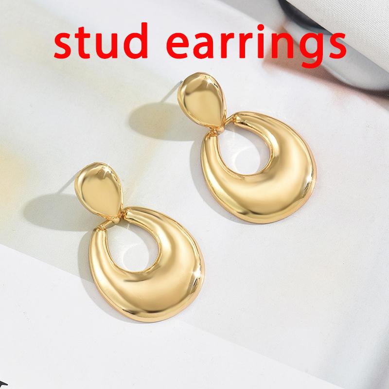 Vintage Golden Smooth Teardrop Clip on Earrings for Women Metal Thick Geometric Non Pierced Drop Earring Statement Party Jewelry