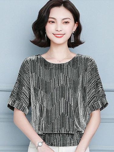 Women's bottoming shirt women's short-sleeved fashion summer new versatile bat shirt loose belly half-sleeved shirt