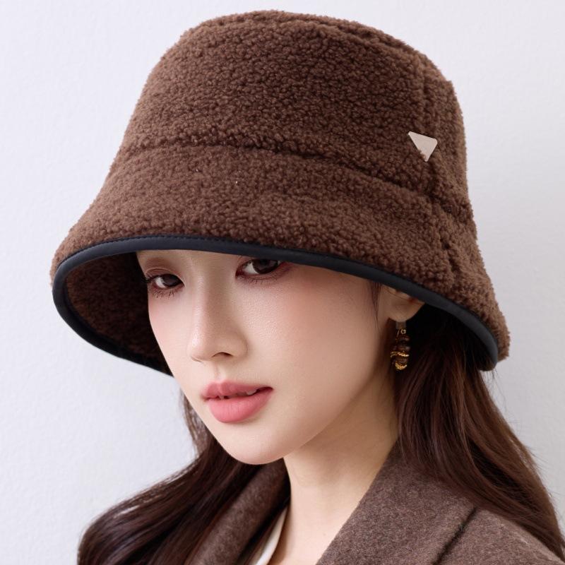 New autumn and winter thickened plush hat women's cold-proof versatile fashion warm lamb wool basin hat ear protection bucket hat