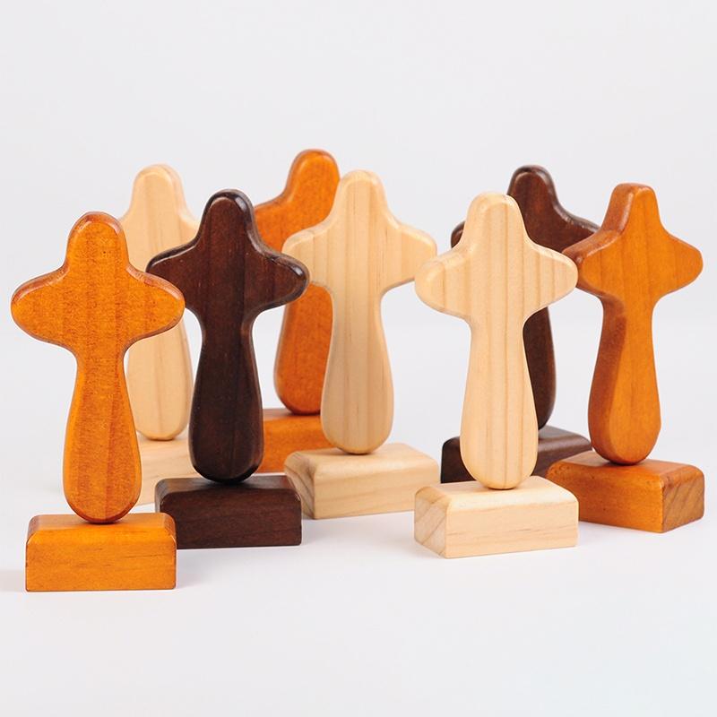Magnetic Base Wood Cross Statue Handicraft Vintage Cross Ornament Portable Standing Crosses Figurine Office Desktop
