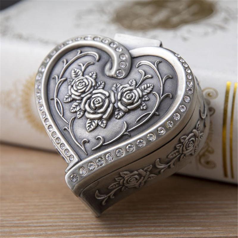 1 Stück Vintage Blume Geschnitzt Herzförmig Zinklegierung Schmuckschatulle Organizer Klassische Verzierungen für Halskette Ring Aufbewahrung