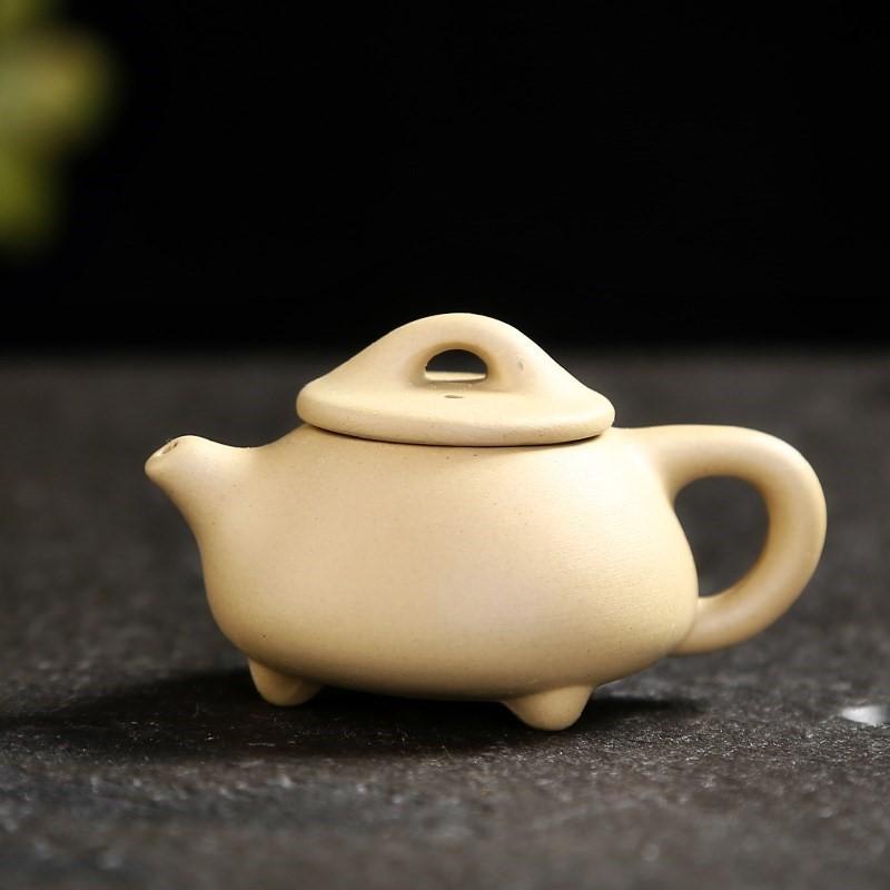 

Чайник из фиолетовой глины для пальцев Чайный питомец Маленький карманный чайный набор Украшения Чайные аксессуары Бутик Украшение чайного столика