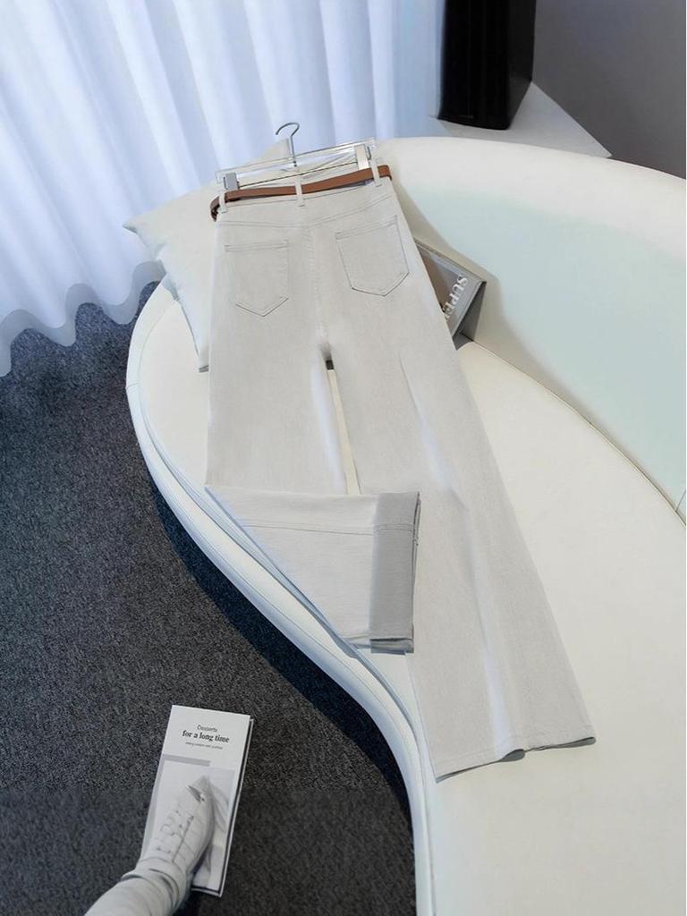 Damenjeans mit hohem Bund und weitem Bein - Herbst 2025 Lässiger, schlankmachender Stil