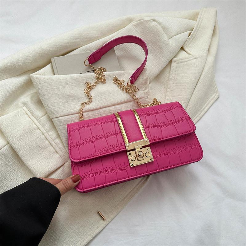 Trendy Women's Shoulder Bag Stylish Chain Crossbody Bag Fashionable Small Square Bag