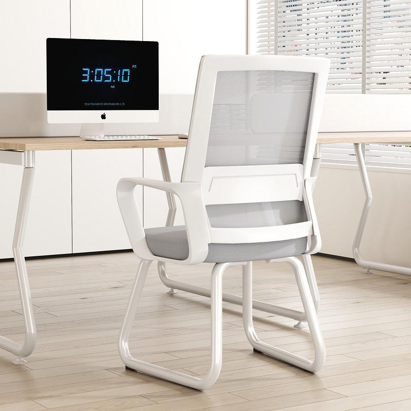 Ergonomic Office Swivel Chair with Comfortable Backrest for Long Sitting