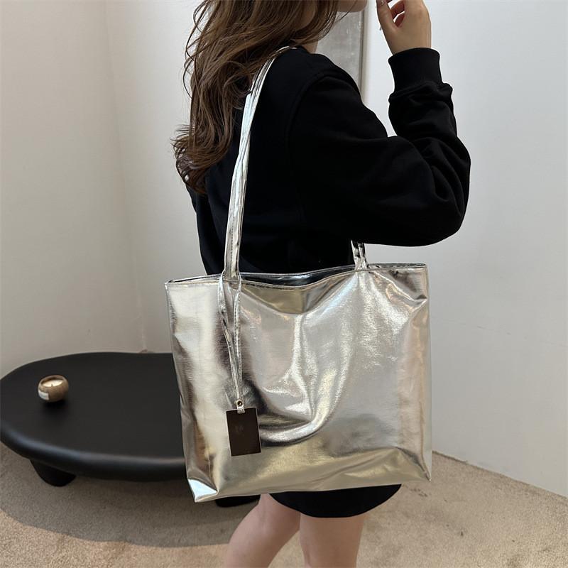 Trendy Street Style Large Capacity Shoulder Bag Fashionable Pu Tote Bag For Summer 2024