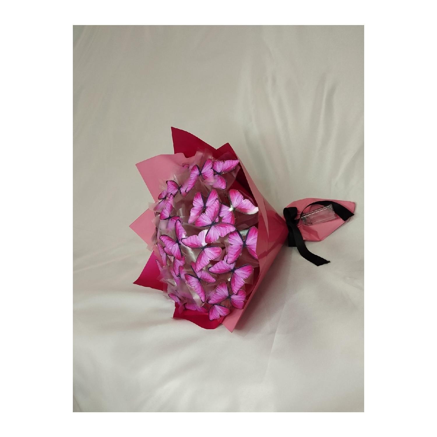 

Маленький светодиодный букет бабочек