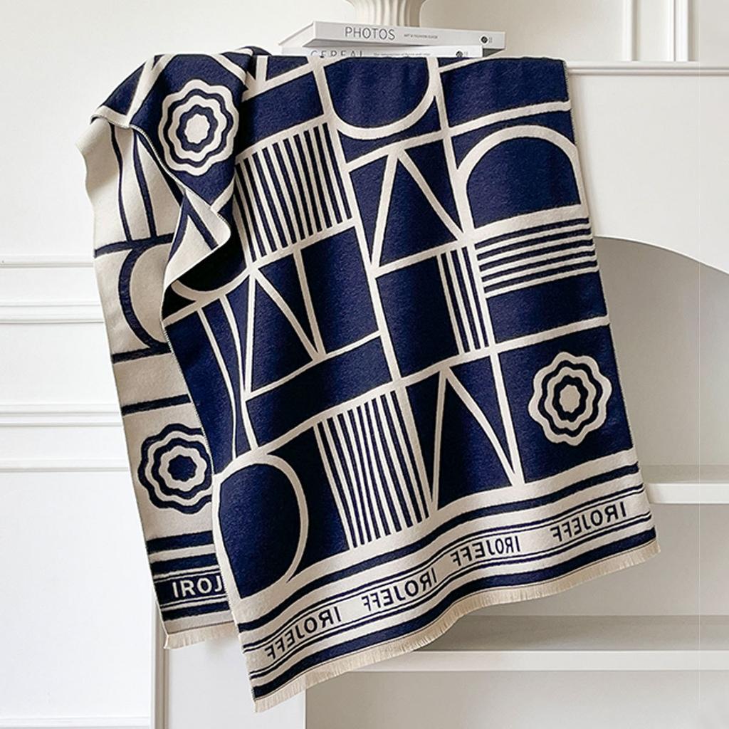 Autumn And Winter Trend Black And White Imitation Cashmere Scarf Printed Outer Shawl Women'S Personality Niche Big-Name Scarf Women