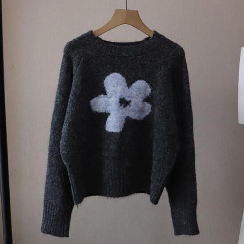 Navava Long Sleeve Knit Sweater With Warm Flower Point Round Neck Nk3431