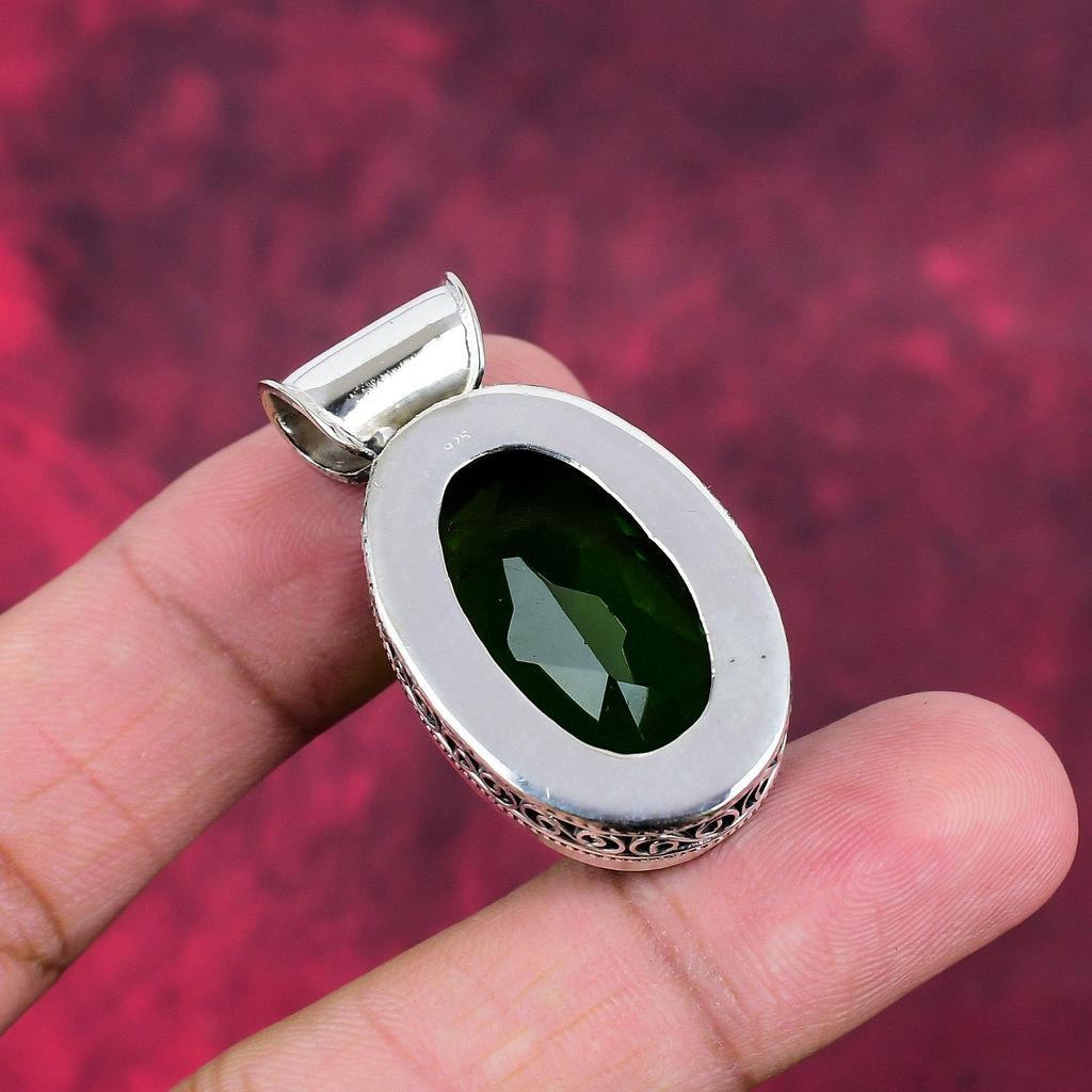 Chrome Diopside Handmade Gemstone Pendant, 925 Solid Sterling Silver Pendant, Unique Design Jewelry Pendant