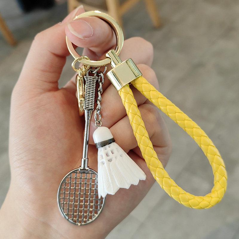 Exquisite Badminton Keychain: Creative Sports Gift for Boys, Girls, Couples - Pendant Ornament Keyring.