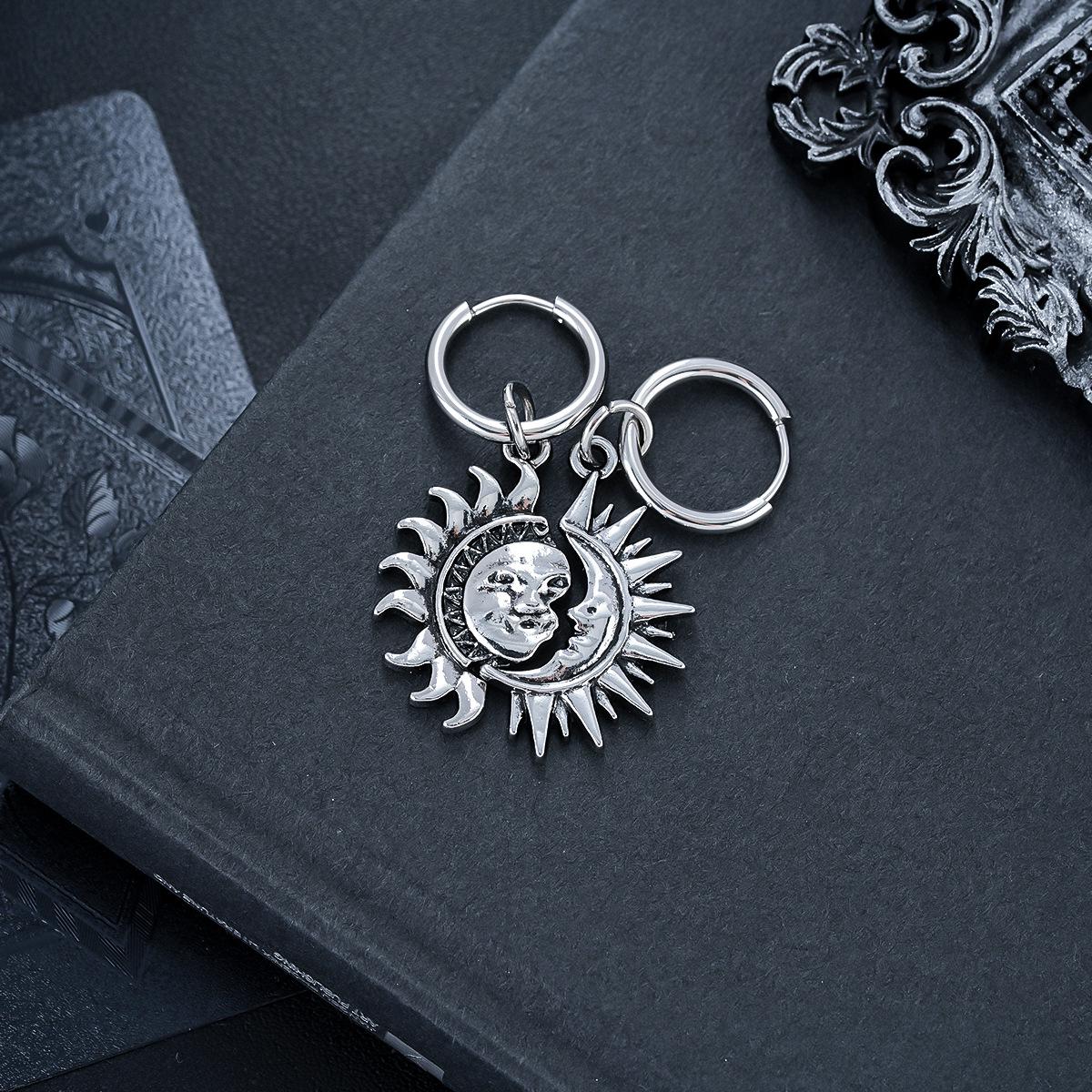 Асимметричное ожерелье из титановой стали  Солнце и Луна  - Унисекс, Высококачественное, Универсальное украшение