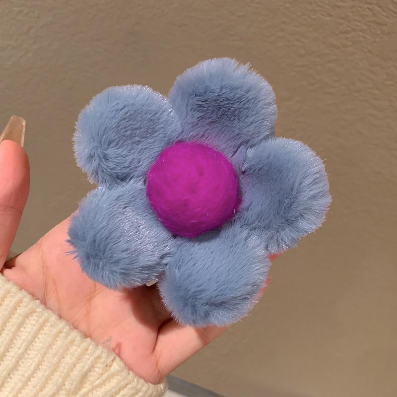 Sweet Flower Hair Clip Girl's Temperament Claw Clip New Plush High Ponytail Claw Clip Fashionable Hair Accessory