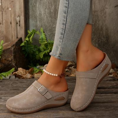 Women Slippers Beach Middle-aged Mother 2025 New Sandals Slides Women Lightweight Slippers Half-support Outdoor Shoes