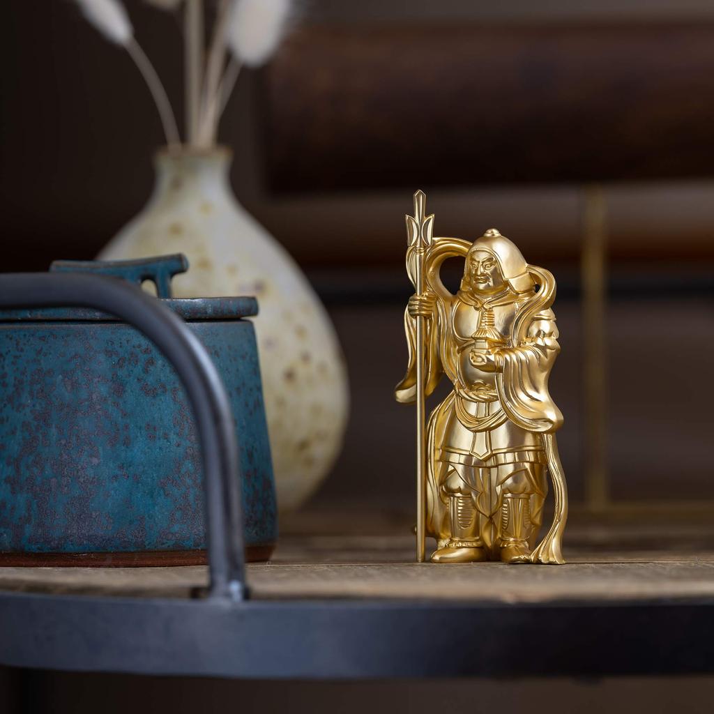 one of the Seven Lucky Gods by Makita Original Buddhist Takaoka bronzeware Bishamonten, (gold-plated/24k gold) Shuun. model statue, (Bishamonten