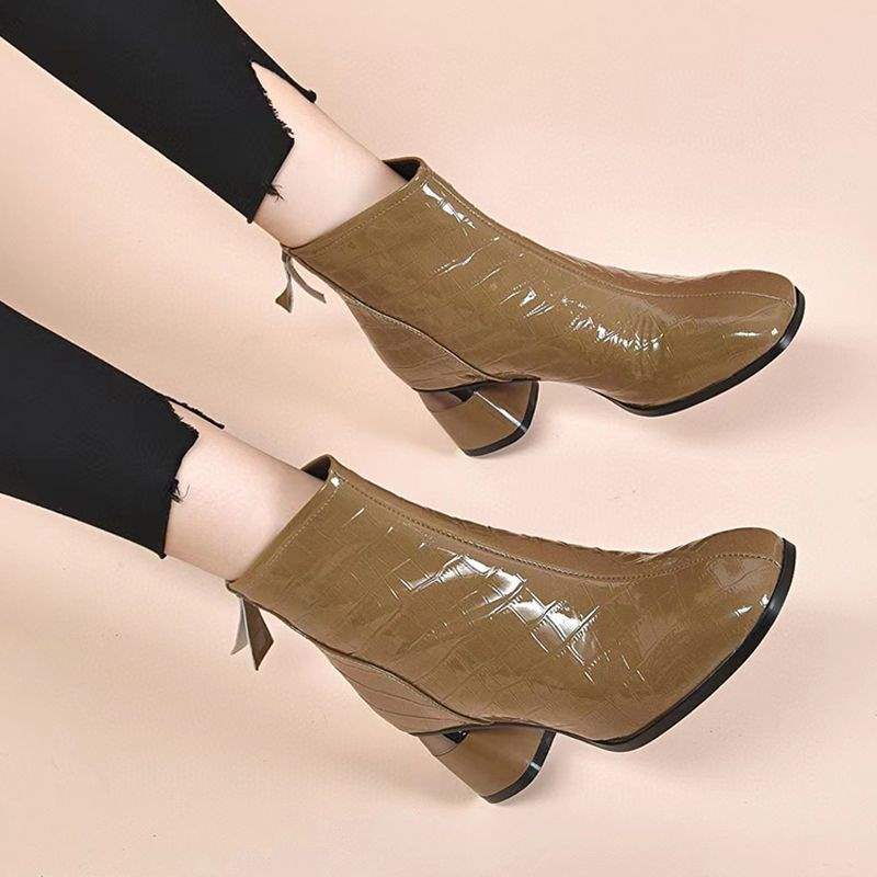 

Square head high heel glossy patent leather short boots women s French thick heel women s boots medium heel single boots this year Martin boots 41 standard code