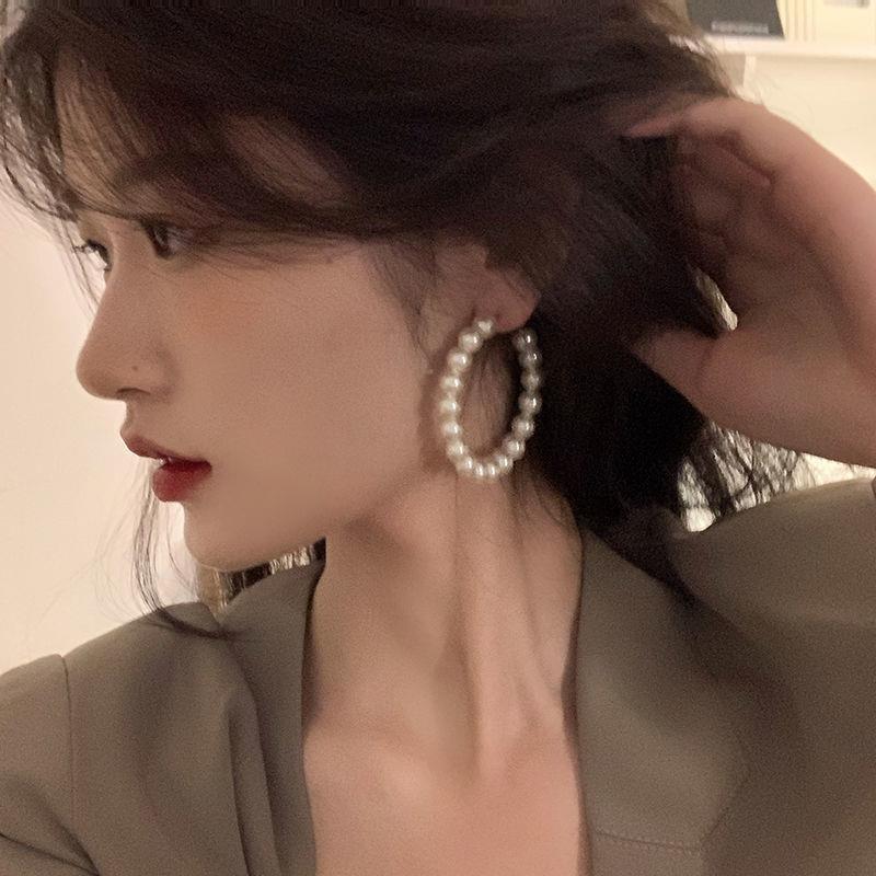 Exaggerated Large Circle Pearl Earrings Temperament Muse Fan Earrings, Silver Needle Versatile Cold Wind Earrings Women
