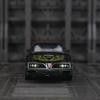 1:32 simulierte Pontiac Firebird Legierungsauto-Modelle Türen auf beiden Seiten, die geöffnet werden können, hat Ton- und Lichtfunktionen
