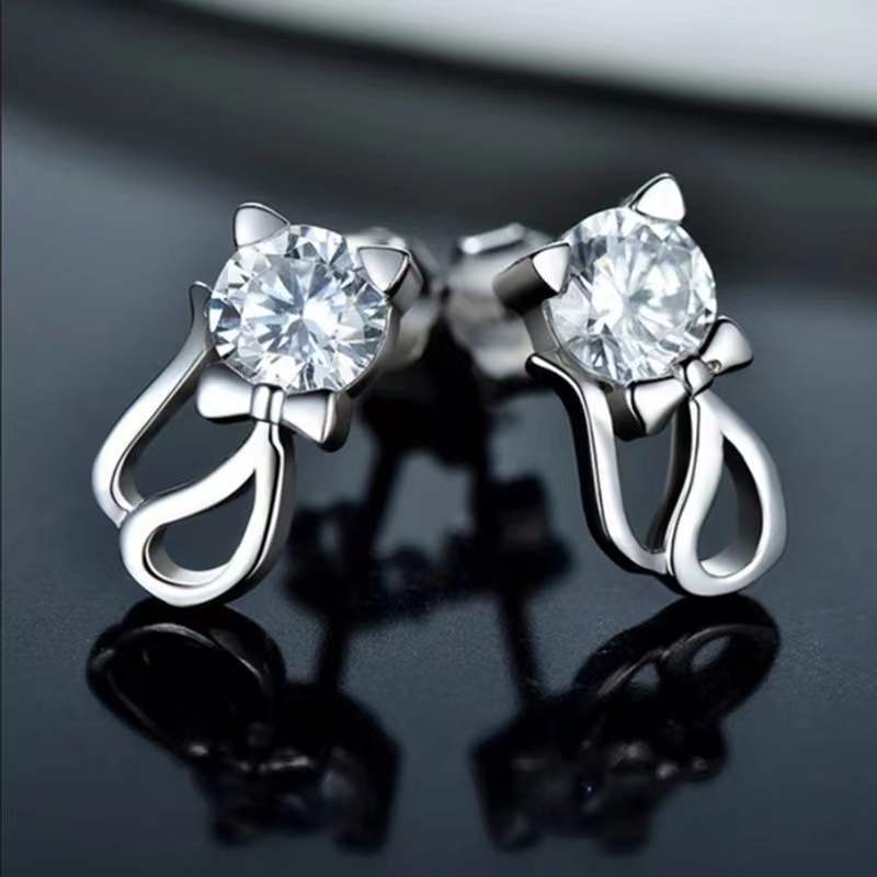 Cat Stud Earrings Women'S Fashion Temperament Hollow Earrings Diamond Ear Jewelry