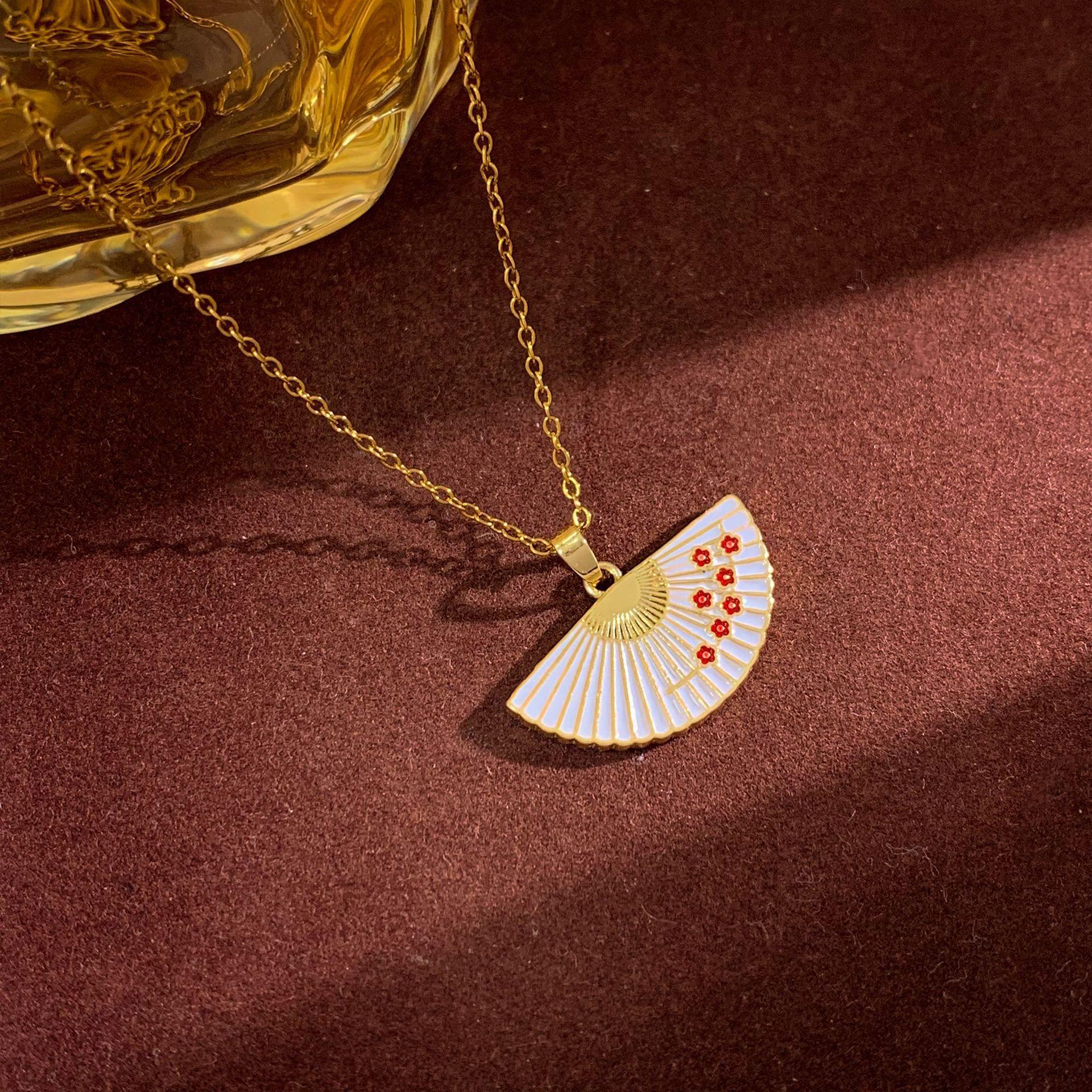 

Vintage Chinese Style Flower Fan Pendant Necklace for Women Girls Gold Color Stainless Steel Chain Jewelry Cosplay Accessories