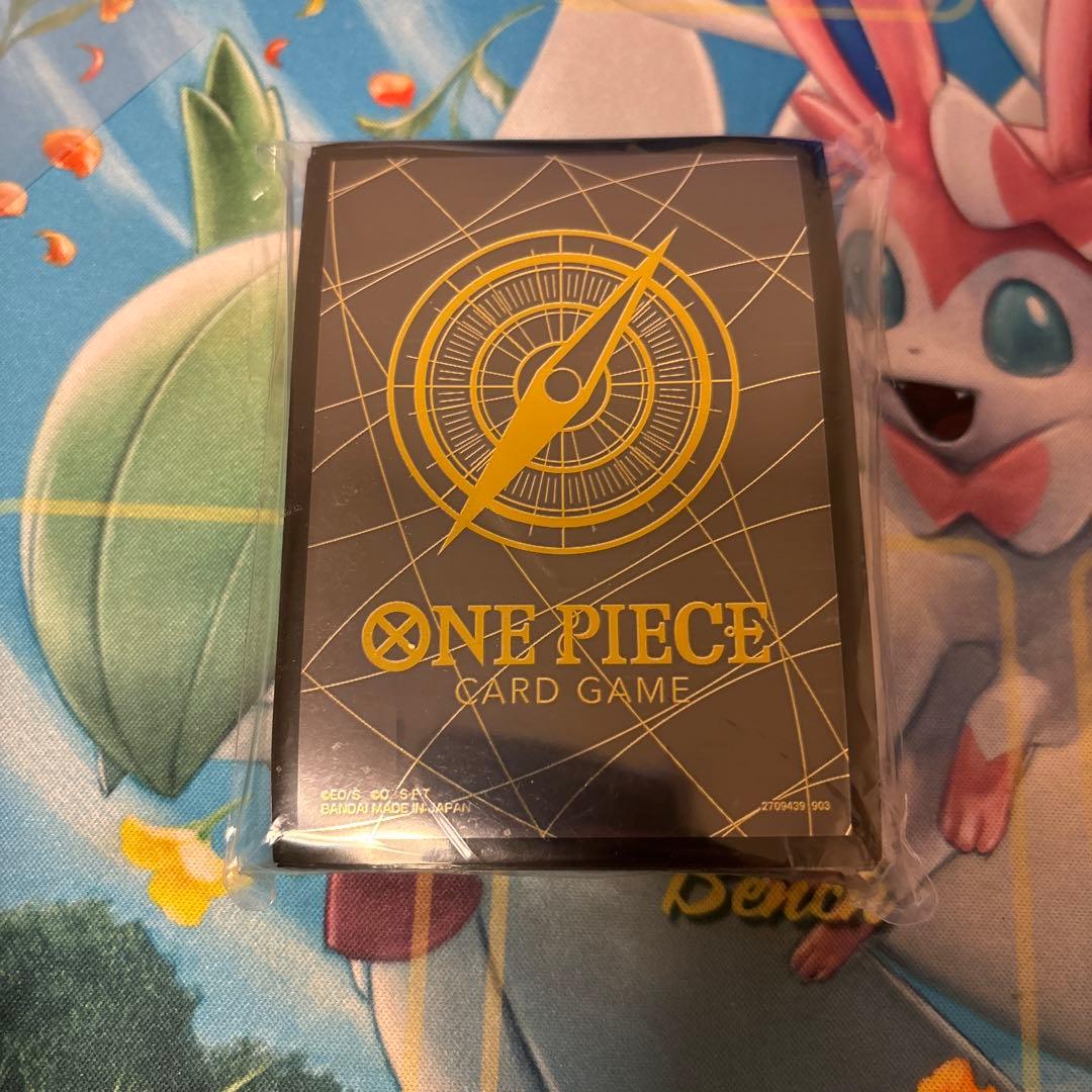 ONE PIECE Card Game Sleeves Black Gold