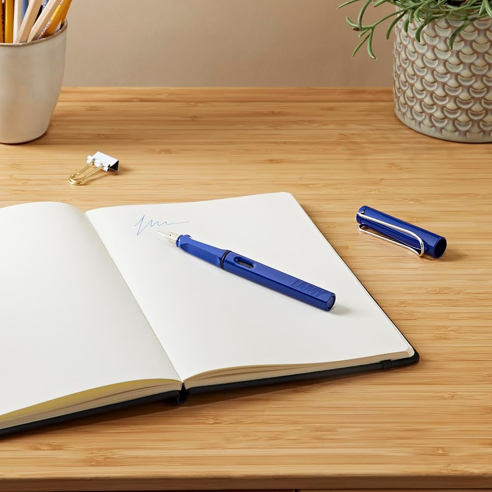 LAMY (Ramy) Safari Blue Fountain Pen Blue - Ergonomic Grip and Polished Steel Tip Size M - Perfec...