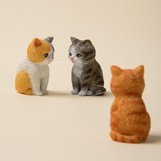 Cat Ornament Resin Statue Handmade Realistic Cat Figurine Home Office Desktop Living Room Decoration