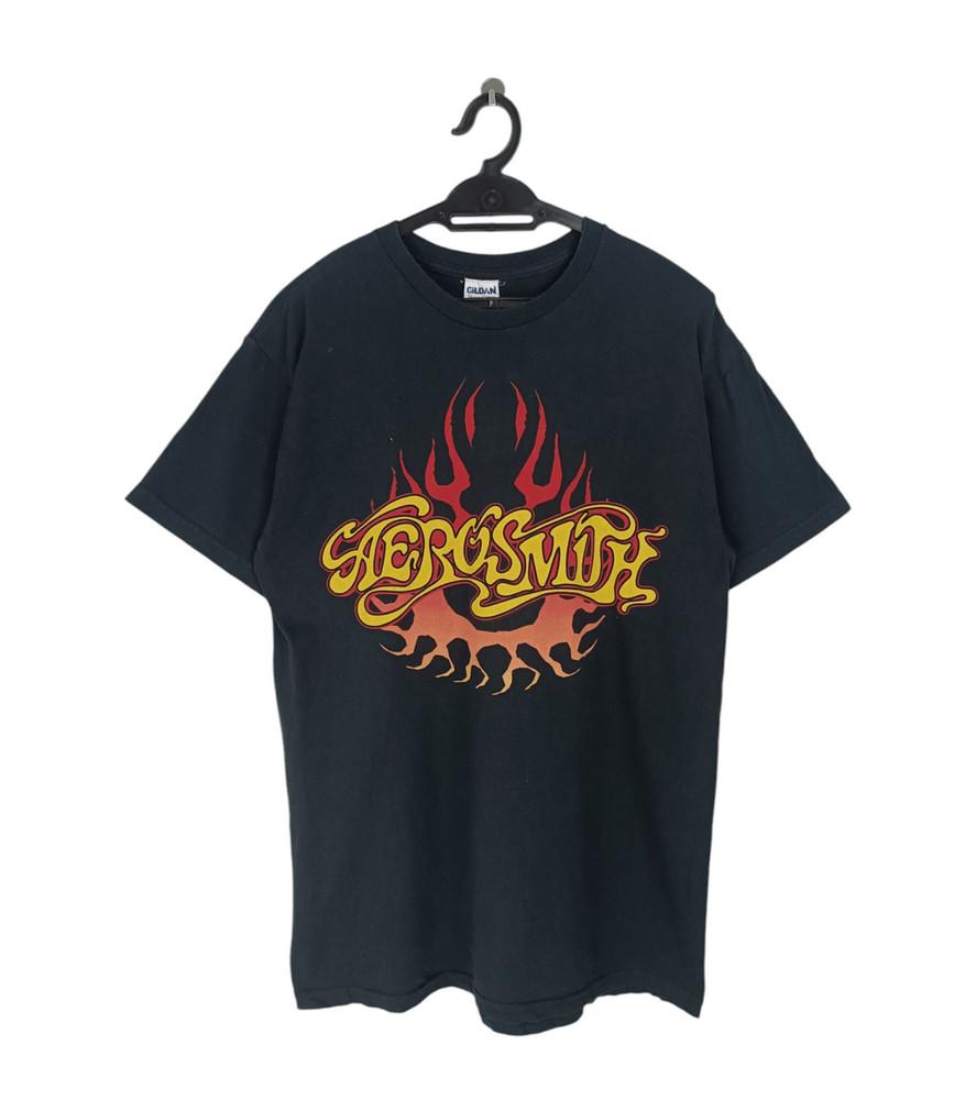 

Vintage Aerosmith Flaming Logo Retro Style Black Unisex Tshirt Reprint KH11501 Unisex T-Shirt XXL