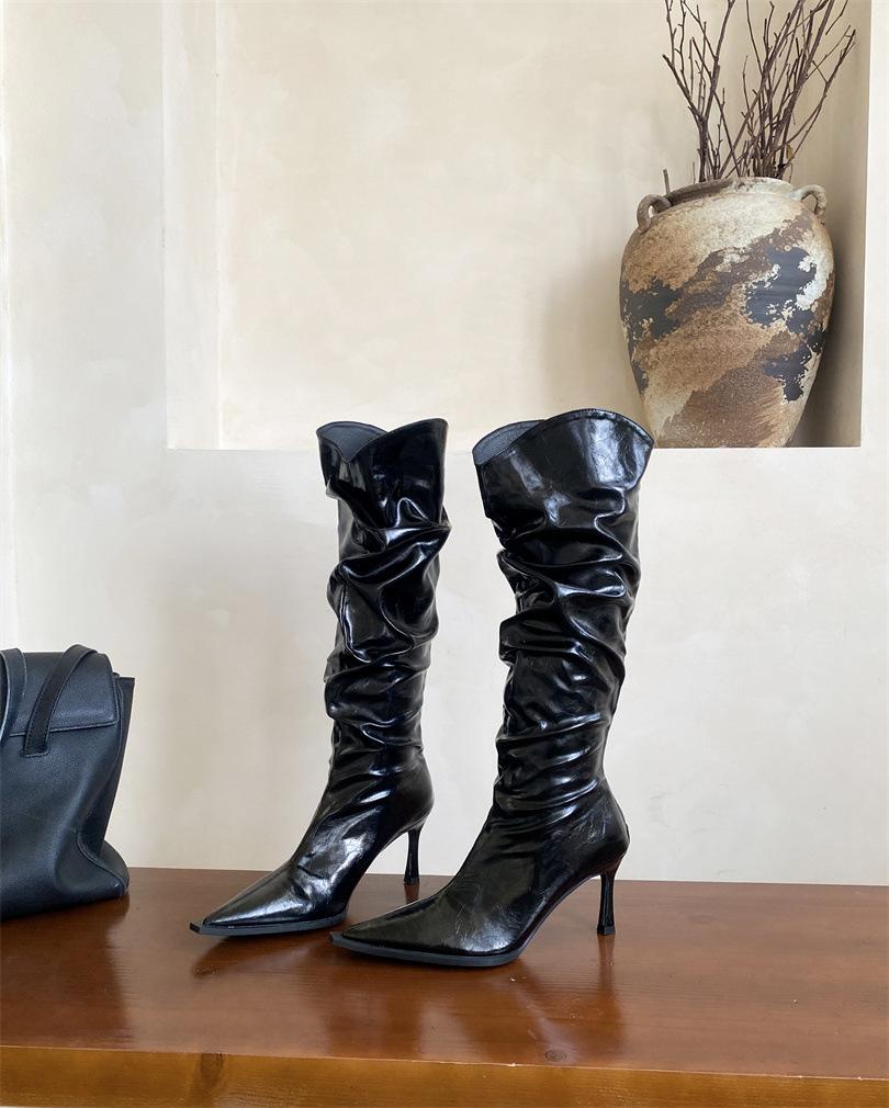

Высокие плиссированные ботфорты на каблуке 2025 осень-зима новая европейская и американская сексуальная обувь с острым носком на тонком каблуке высокие сапоги рыцарские сапоги женские 35 чёрный