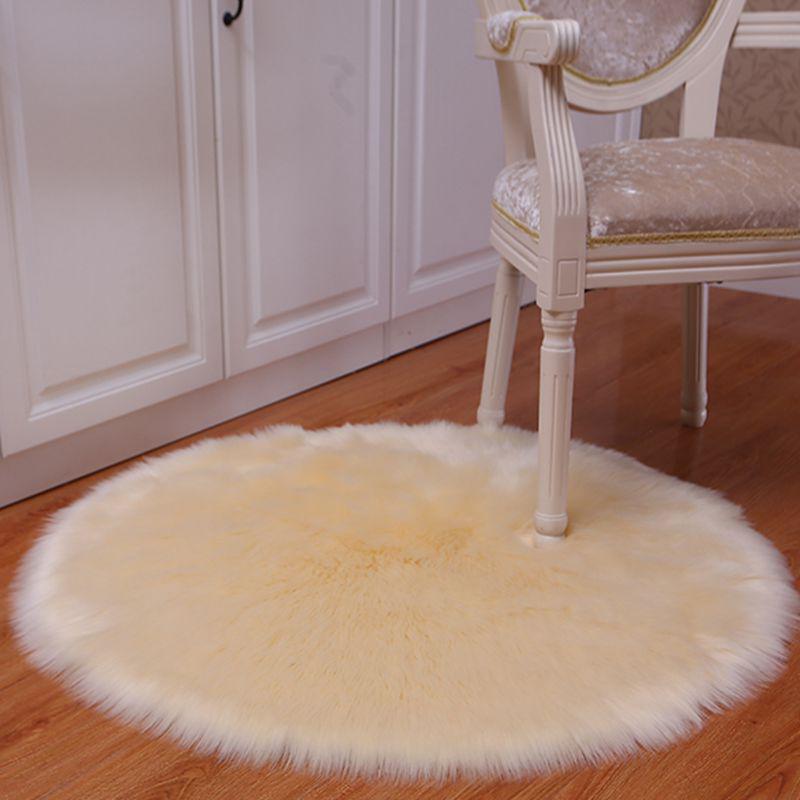 2026 Modern Plush Round Rug: Fluffy Imitation Wool Cushion for Bedroom, Bay Window, Living Room Chair, or Sofa.