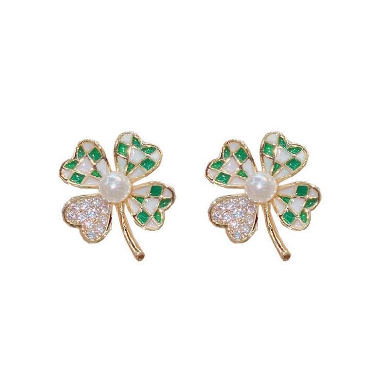 Summer Elegant Zircon Four-Leaf Clover Stud Earrings - Stylish, Versatile, Light Luxury Niche Design for Women