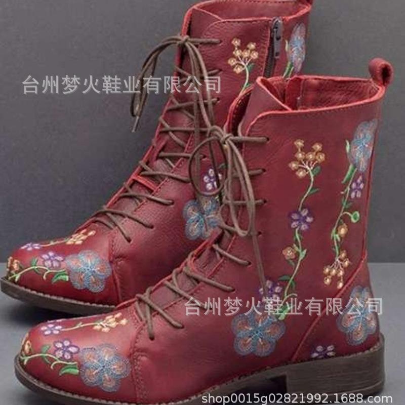 Retro Women's Boots Winter New Round Head Thick Heel Lace-up Embroidered Short Boots Women's Shoes