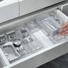 Instrumente și Accesorii – Organizatoare de masă pentru cosmetice