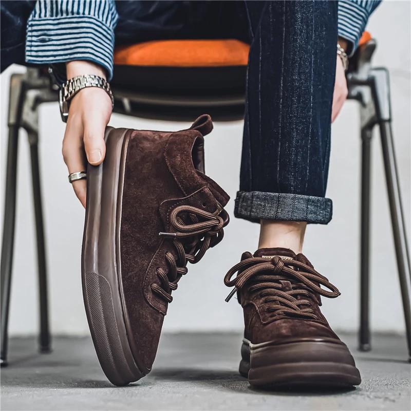 Fashion Men's Sneakers Skateboard Loafers Sports and Leisure Wear-resistant Non-Slip Shoes for Men Soft and Comfortable Round Toe New