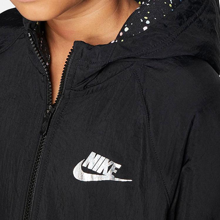 Nike Sportovní bunda střední délky s kapucí a fleecovou podšívkou Dětské svrchní oblečení Černá BV3058-010