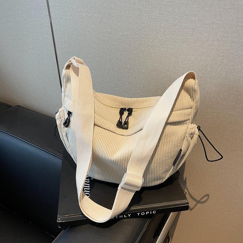 Casual Large-capacity Velvet Dumpling Bag Women's New Fashion Shoulder Bag Versatile Wide Shoulder Strap Messenger Bag