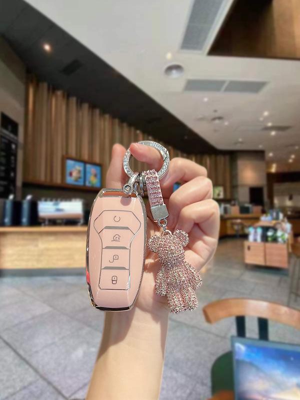 BYD Song Plus Key Cover & Diamond Bear Pendant Keychain