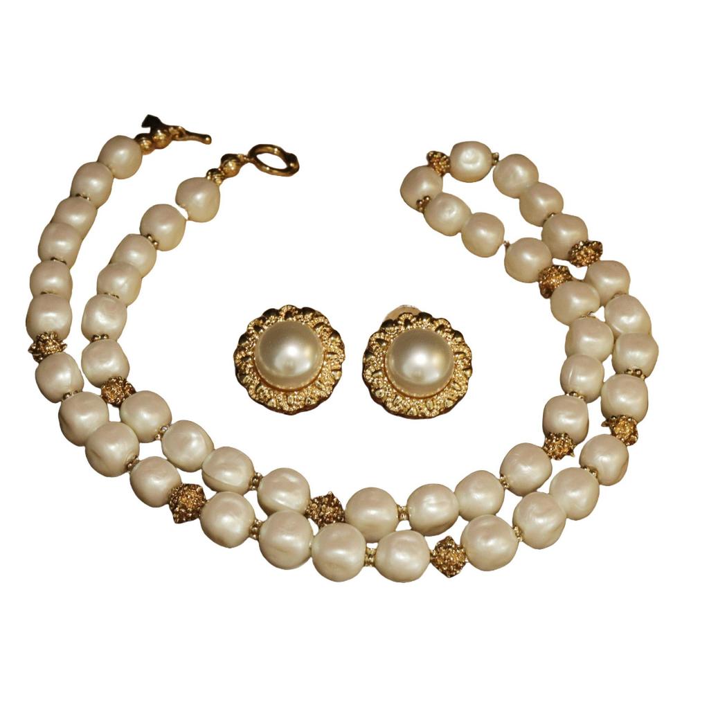 Elegant Baroque Pearl Necklace & Gold-Plated Round Pearl Earring Set